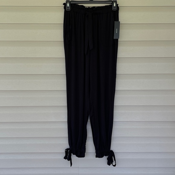 Lulus Sebastian Black Pants Size S NWT - Picture 2 of 11
